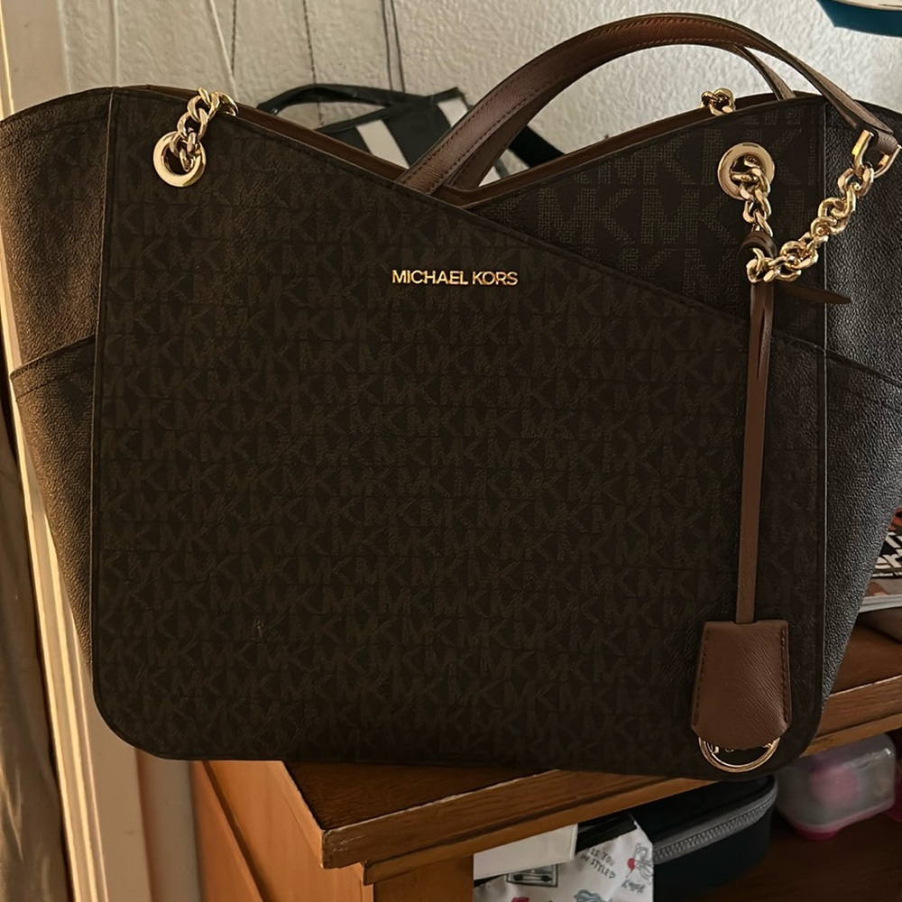 Mk tote